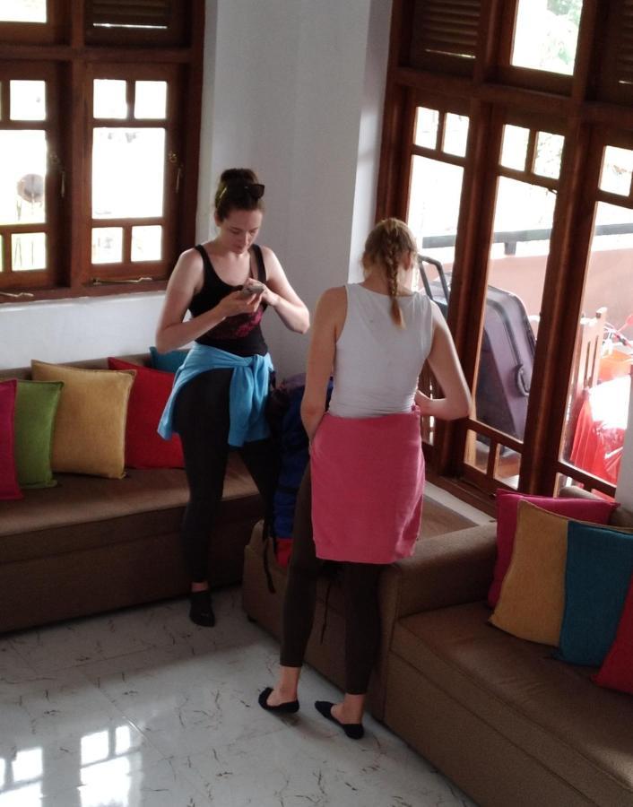 Holly House Homestay Ella Eksteriør bilde